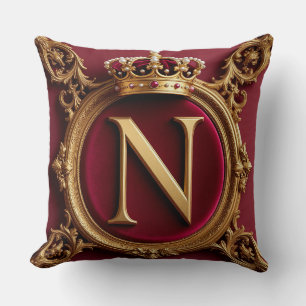 Coussin Monogramme doré majestueux avec couronne sur velou