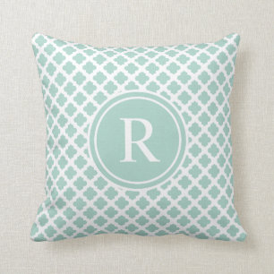 Coussin Monogramme en bon état élégant de Seafoam