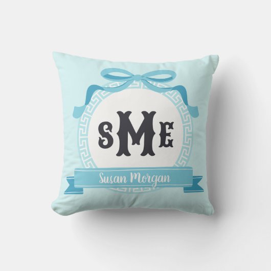 Coussin Monogramme en forme de nœud à clé grecque inversé (Recto)