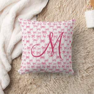 Coussin Monogramme Initiale Rose Ruban Coquette Esthétique
