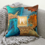 Coussin Monogramme marbre aquarelle or turquoise orange<br><div class="desc">Un carré brillant et faux or avec une typographie de script monogramme initial recouvre un arrière - plan d'aquarelle bleu turquoise et jaune orangé riche, veiné or, sur cet élégant oreiller à la mode, girly, moderne, monogramed. Faites une déclaration amusante et élégante chaque fois que vous vous relaxez dessus. Un...</div>