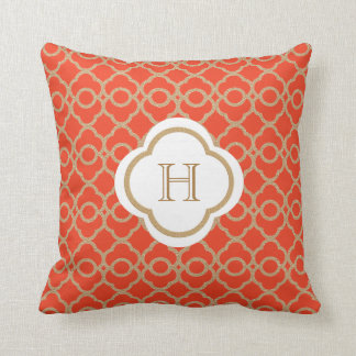 Coussin Monogramme marocain orange et or