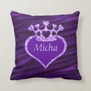 Coussin Monogramme pourpre plissé Shimmery de couronne de