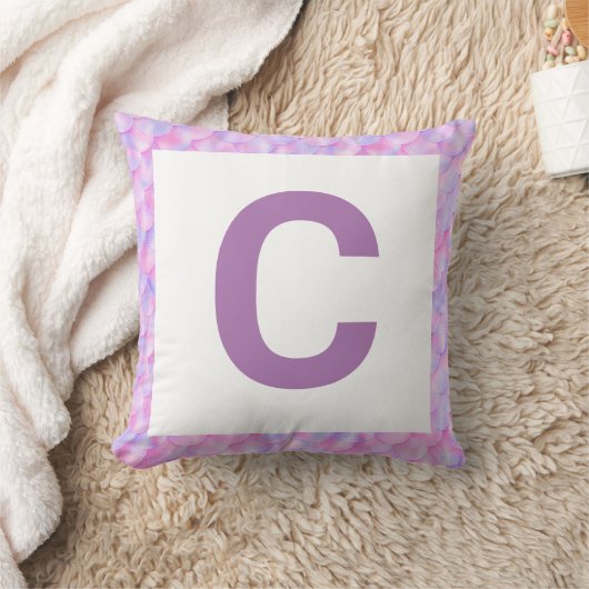 Coussin MONOGRAMME ROSE VIOLET TRIMMER MAQUETTE (Couverture)
