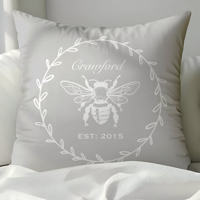 Coussin Monogramme Vintage Laurier Abeille Grise (Créateur téléchargé)