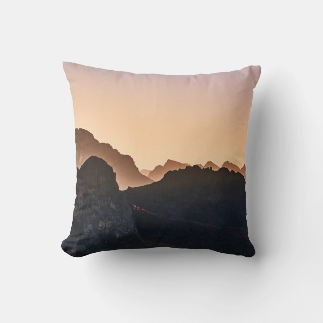 COUSSIN MONTAGNE ROCHEUSE (Recto)