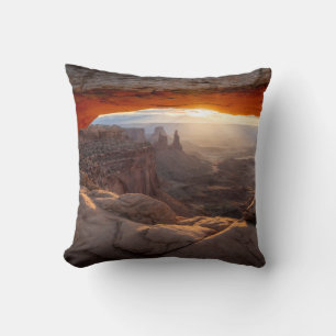 Coussin MONTAGNE ROCHEUSE Brown PENDANT LE COUCHER DU SOLE