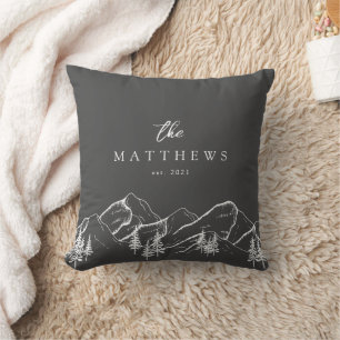 Coussin Montagnes de monogramme gris Famille d'hiver