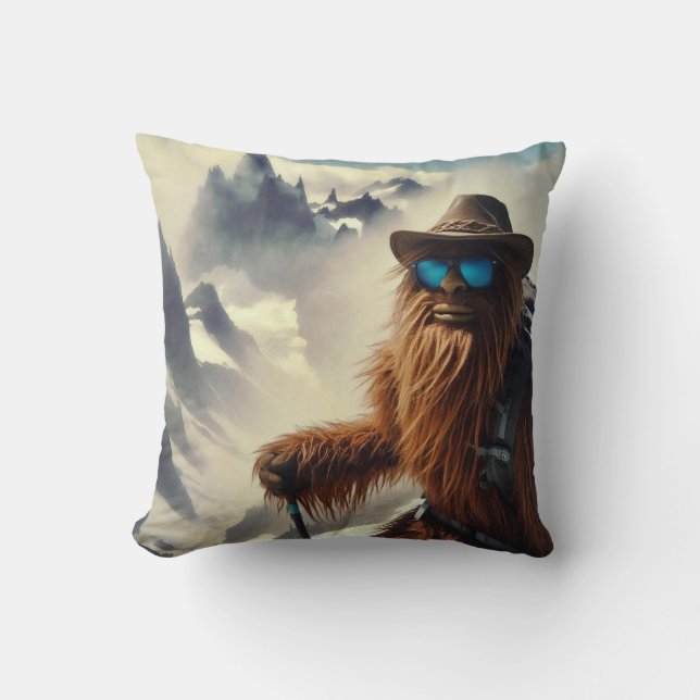 Coussin Montagnes Sasquatch (Recto)