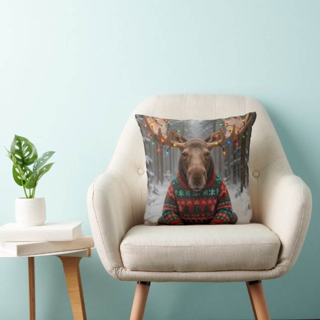 Coussin Moose Wearing Ugly Christmas Sweater (Chaise)