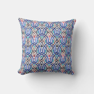 Coussin mosaïque marocaine : design traditionnel coloré.