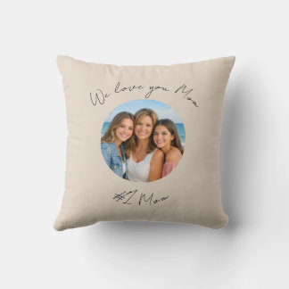 Coussin Mother's Day Mom Photo Text Throw Pillow Beige
