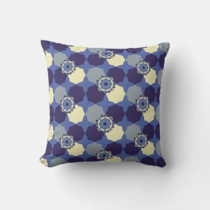 Coussin motif Abstrait avec élément arabe classique