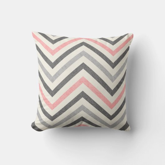 Coussin Motif chevron gris blanc et rose bébé (Recto)