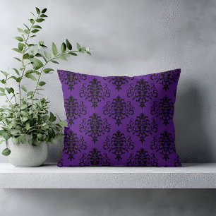 Coussin Motif damassé noir et violet gothique