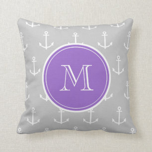 Coussin Motif d'Ancres de blanc gris, monogramme pourpre
