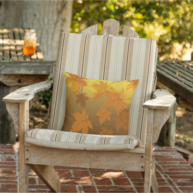 Coussin Motif d'automne avec feuilles d'érable en chute et (Chaise)