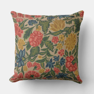 Coussin Motif de broderie florale au crewel vintage