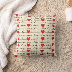 Coussin Motif de cœur moderne avec fond de script (20)