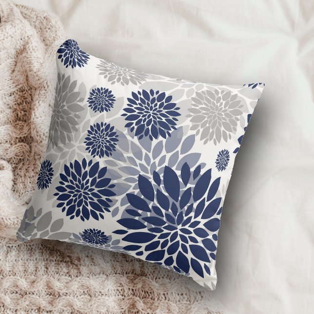 Coussin Motif de fleurs gris bleu marine (Créateur téléchargé)