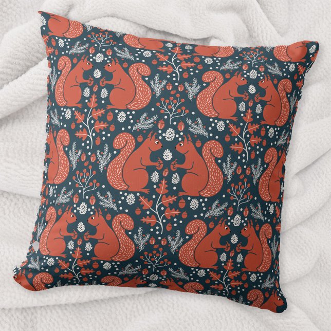 Coussin Motif de forêt d'écureuils (Squirrels in the Forest woodland art throw pillow)