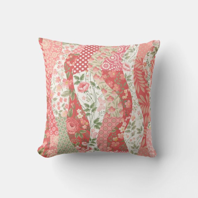 Coussin motif de patchwork transparent avec roses (Recto)