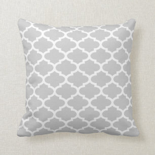 Coussin Motif de quatrefoil de gris argenté