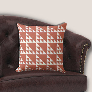 Coussin Motif de répétition ethnique Brown et blanc
