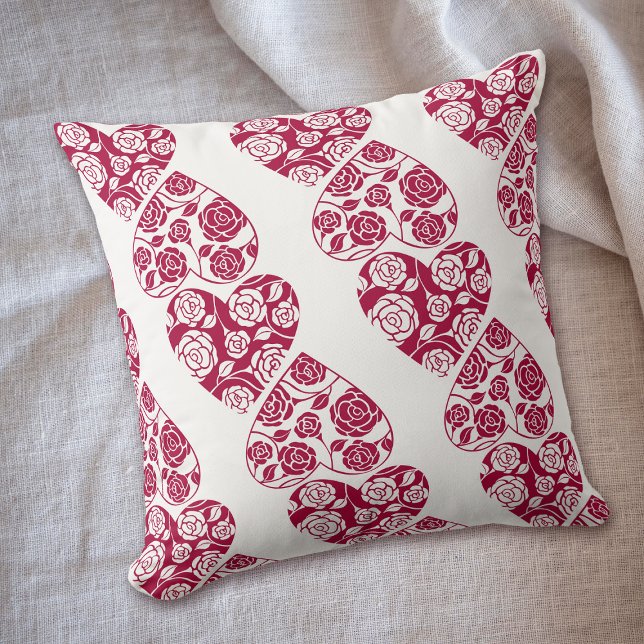Coussin Motif de Roses et Coeurs blancs rouges (Créateur téléchargé)
