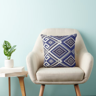 Coussin Motif de tribal bleu marine en surface