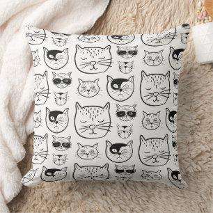 Coussin Motif de visages de chats noirs et blancs mignons