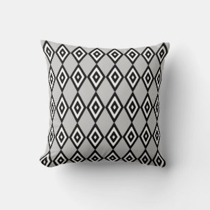 Coussin Motif double diamant noir et blanc sur gris clair
