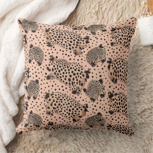 Coussin Motif Empreinte de léopard rose - Chic Animal