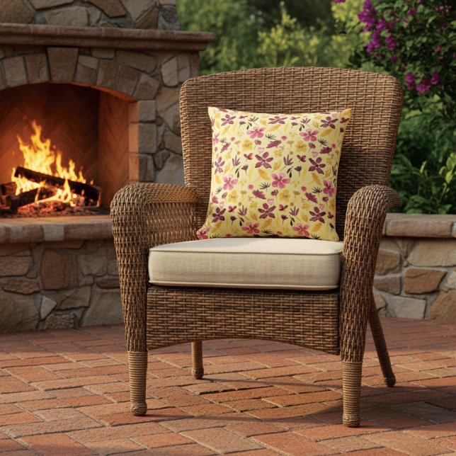 Coussin Motif Fleur sauvage or de Bourgogne (Créateur téléchargé)