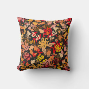 Coussin motif floral vintage dessiné à la main
