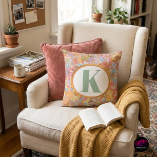 Coussin Motif groovy monogramme floral rétro