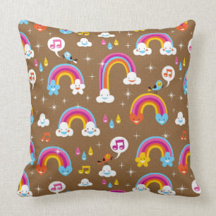 Coussin motif mignon d'arcs-en-ciel