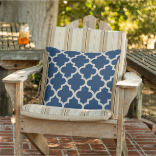 Coussin Motif Quatrefoil Marocain de la Marine Moderne