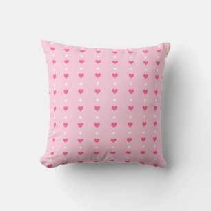 Coussin Motif rose de coeurs et de points de