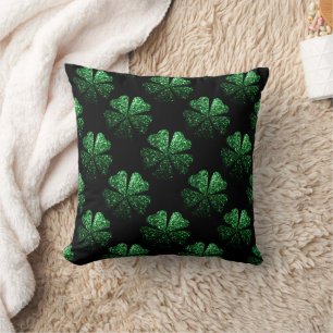 Coussin Motif Shamrock brillant vert foncé sur noir