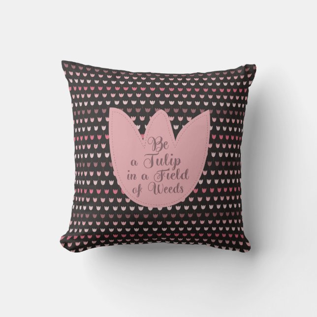 Coussin Motif simple de tulipe rose avec fond sombre (Recto)