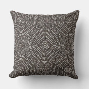 Coussin motif taupe bohème
