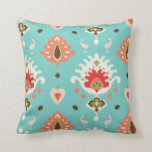 Coussin Motif tribal chic orange turquoise ikat<br><div class="desc">Mode chic tendance design coloré orange,  rouge,  vert et turquoise ikat motif tirage,  le cool texturé moderne imprimé ikat motif en orange,  rouge,  vert et turquoise donnent à ce design coloré un look contemporain,  unique et exotique. Cadeaux uniques cool pour elle.</div>