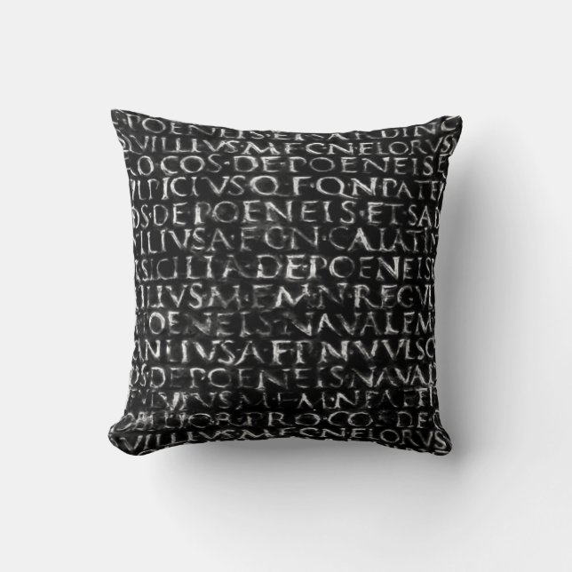 Coussin Motif typographique romain antique (Recto)