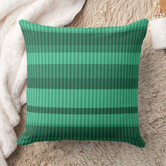 Coussin Motif vertical rayé dans les tons verts (Couverture)