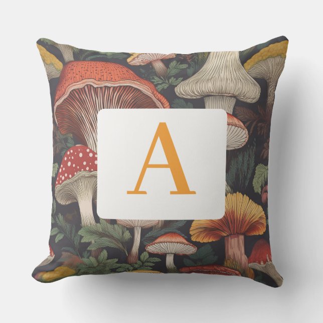 Coussin Motif Whimsical Botanical Mushroom avec Monogramme (Recto)