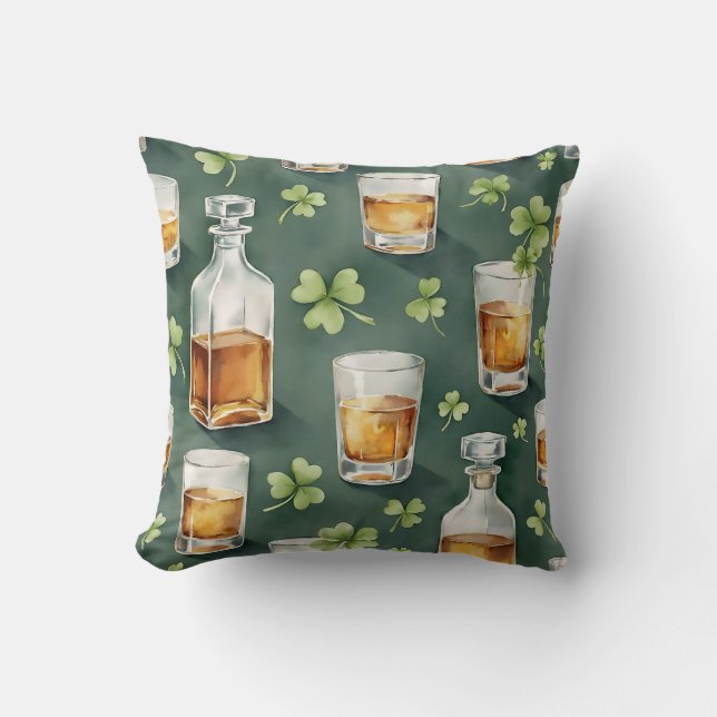 Coussin Motif Whiskey et Trèfles de la Saint-Patrick (Recto)