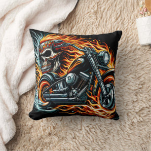 Coussin Motocyclette flamboyante avec un crâne dans un fla