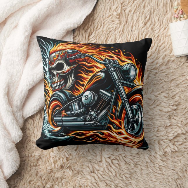 Coussin Motocyclette flamboyante avec un crâne dans un fla (Couverture)