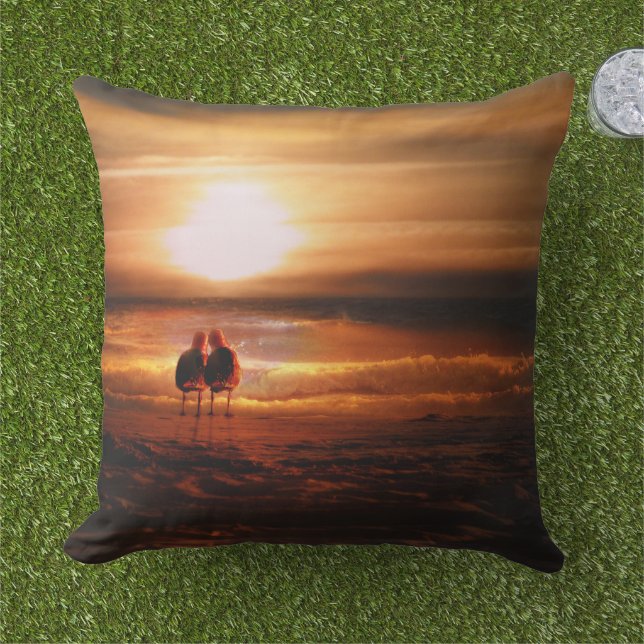 Coussin Mouettes - Lovebirds au coucher du soleil (Herbe)